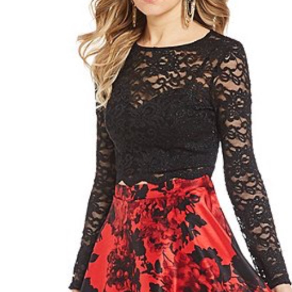 NWT Black Floral Top